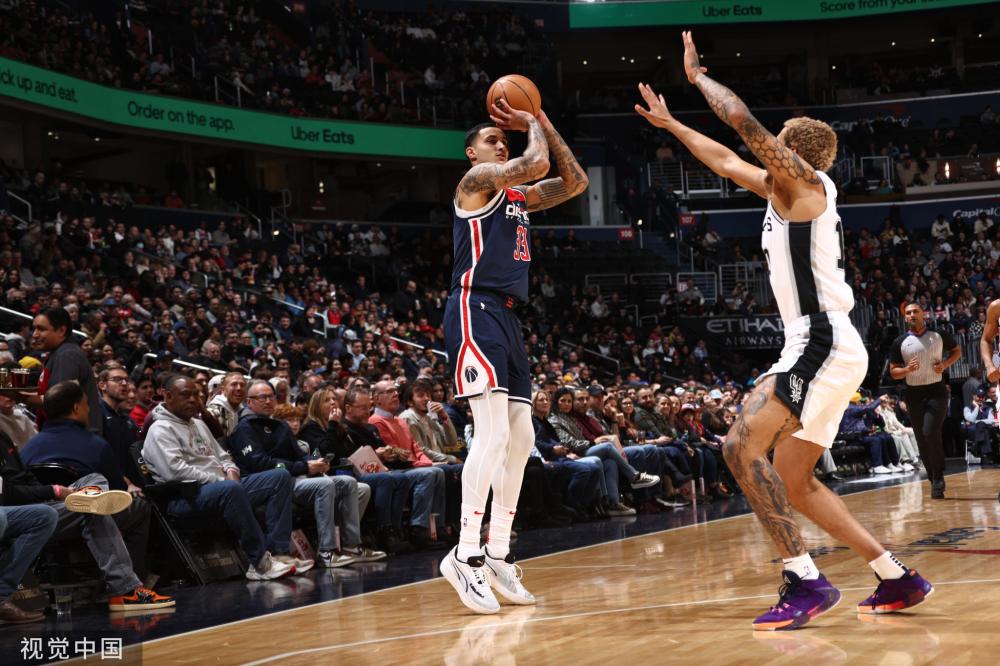 够在比赛中 够在比赛中